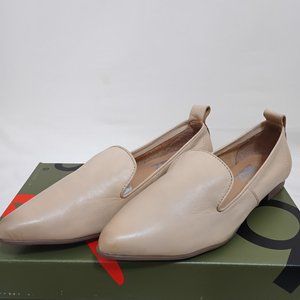 Women's Flats